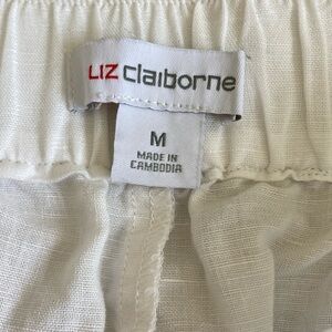 Liz Claiborne White linen capri pants